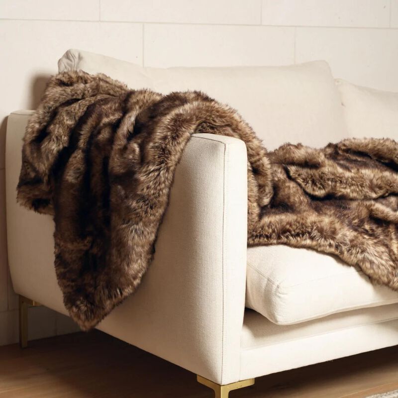 Home Lab Vegan Fur Throw - Big Bear 130 x 150cm image number 12